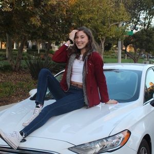 Meet your Posher, Marla